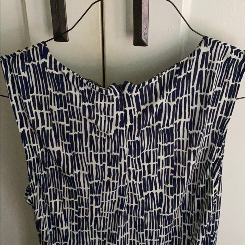 Banana republic blue and white top - Picture 6 of 8